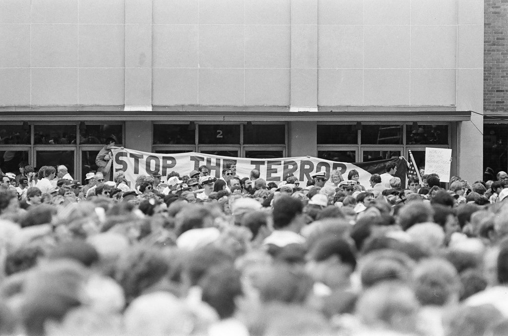 Ronald Reagan speaks at Bloom Township High School - Nancy Stuenkel for Chicago Sun-Times