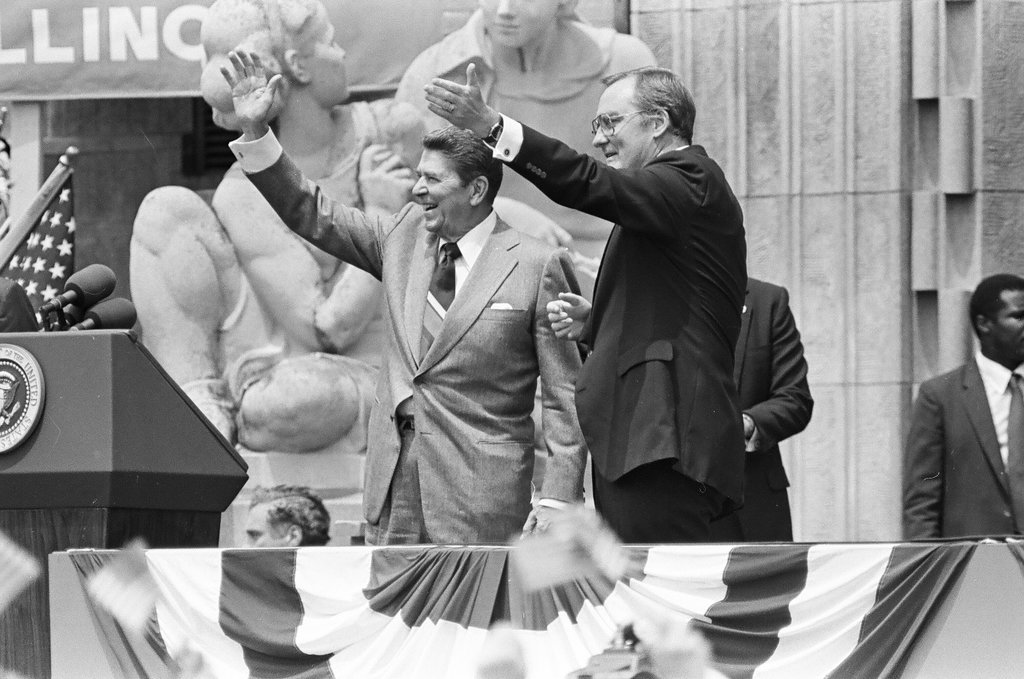 Ronald Reagan speaks at Bloom Township High School - Nancy Stuenkel for Chicago Sun-Times