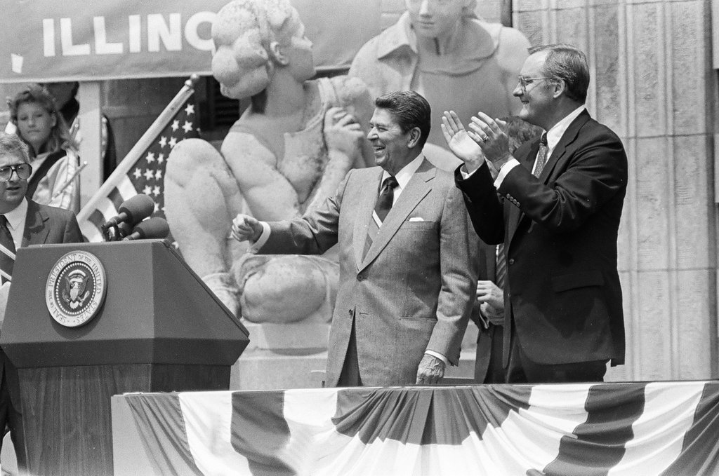 Ronald Reagan speaks at Bloom Township High School - Nancy Stuenkel for Chicago Sun-Times