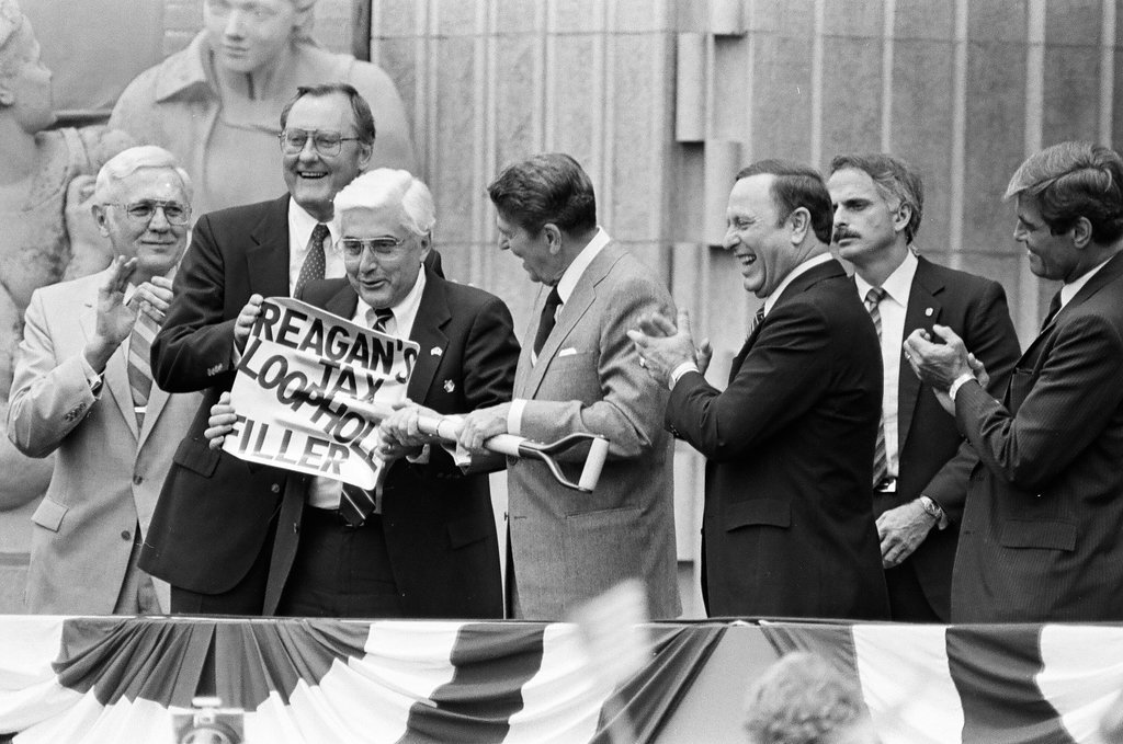 Ronald Reagan speaks at Bloom Township High School - Nancy Stuenkel for Chicago Sun-Times