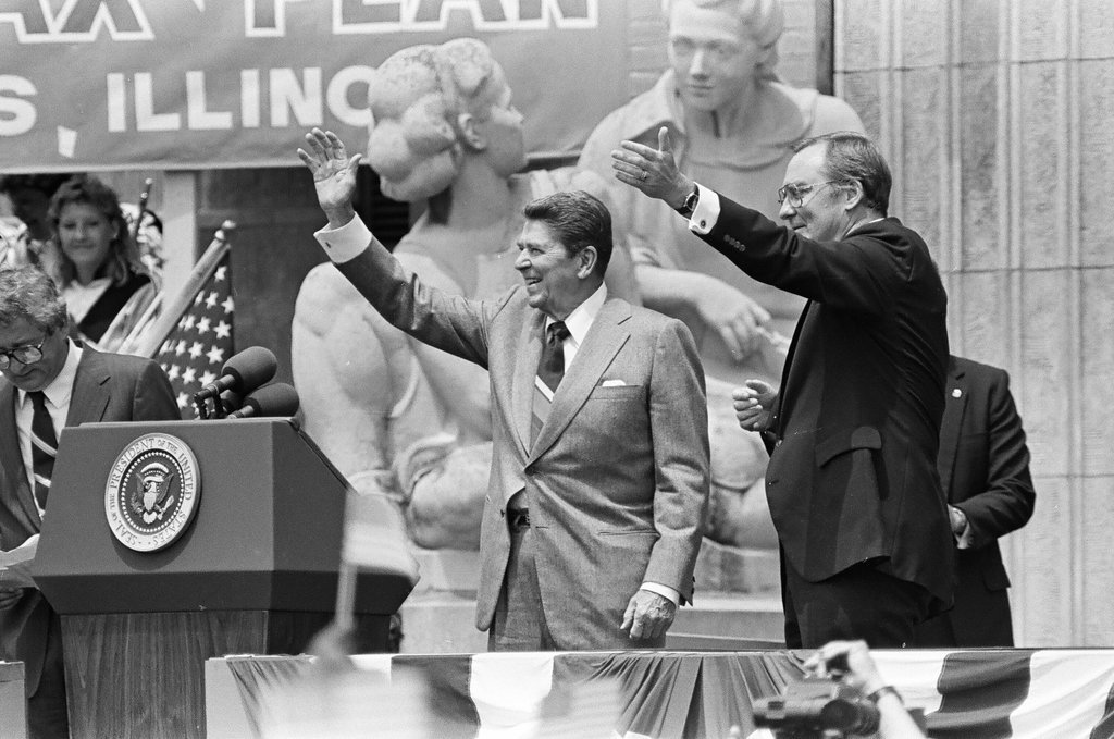 Ronald Reagan speaks at Bloom Township High School - Nancy Stuenkel for Chicago Sun-Times