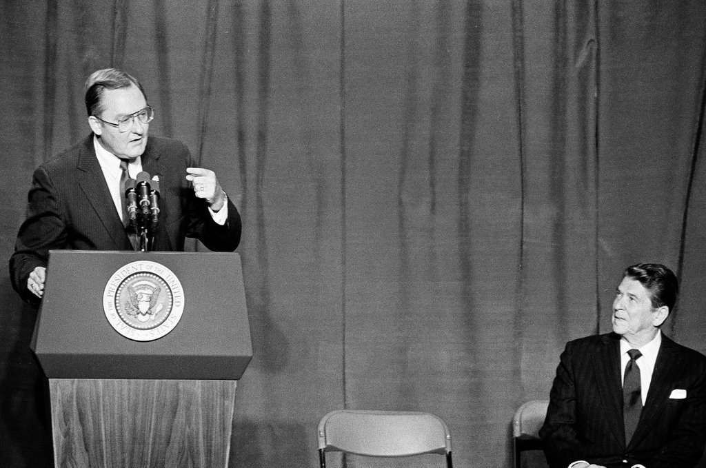 President Ronald Reagan speaks at Bolingbrook High School - Jarvinen for Chicago Sun-Times