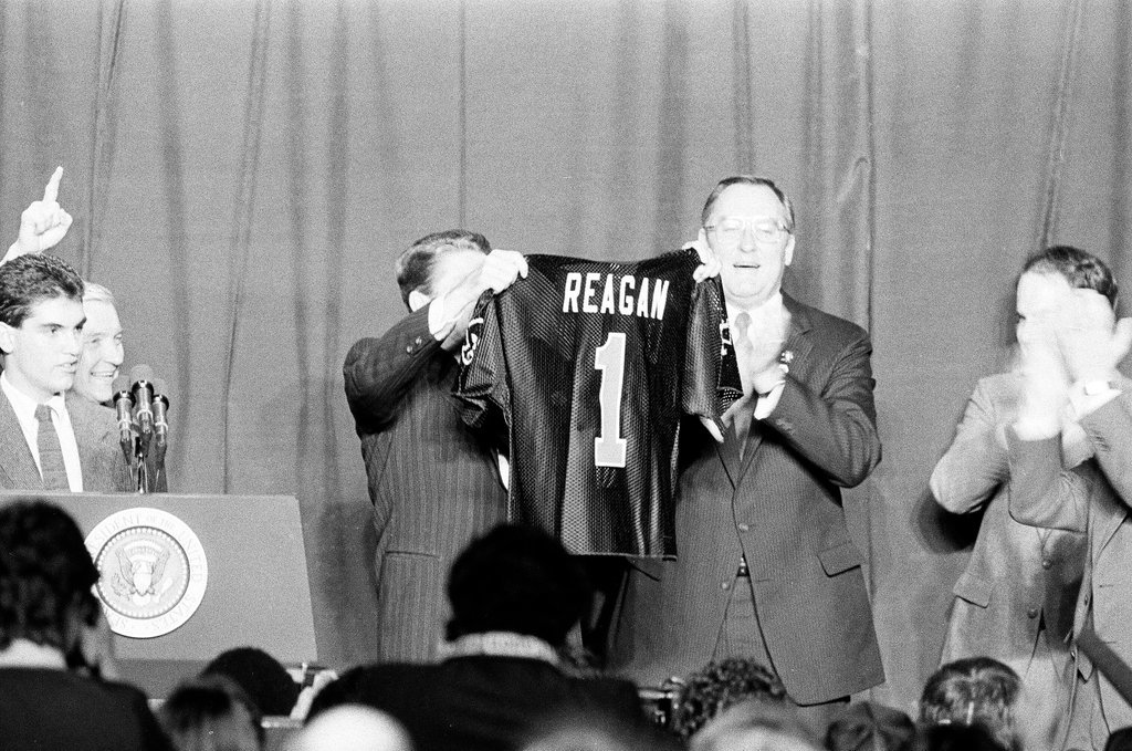 President Ronald Reagan speaks at Bolingbrook High School - Jarvinen for Chicago Sun-Times