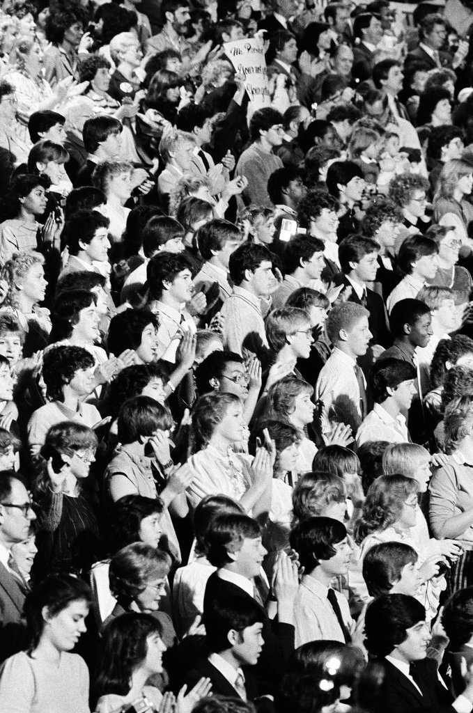 President Ronald Reagan speaks at Bolingbrook High School - Jarvinen for Chicago Sun-Times