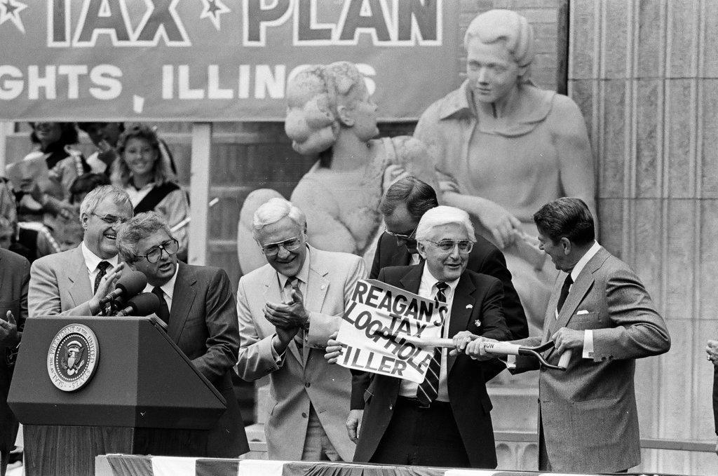 Ronald Reagan speaks at Bloom Township High School - Jarvinen for Chicago Sun-Times
