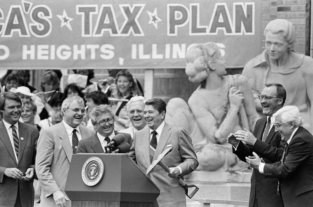 Ronald Reagan speaks at Bloom Township High School - Jarvinen for Chicago Sun-Times