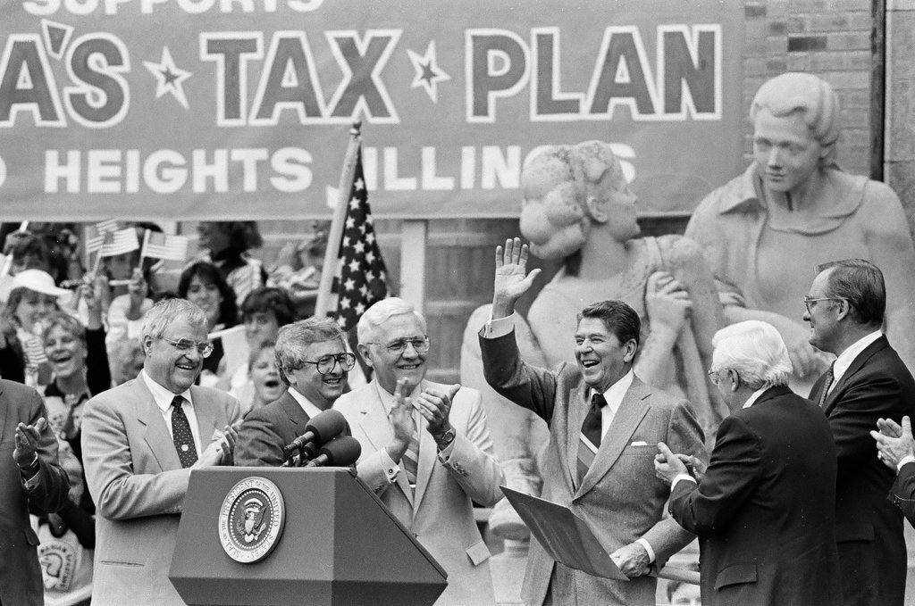 Ronald Reagan speaks at Bloom Township High School - Jarvinen for Chicago Sun-Times