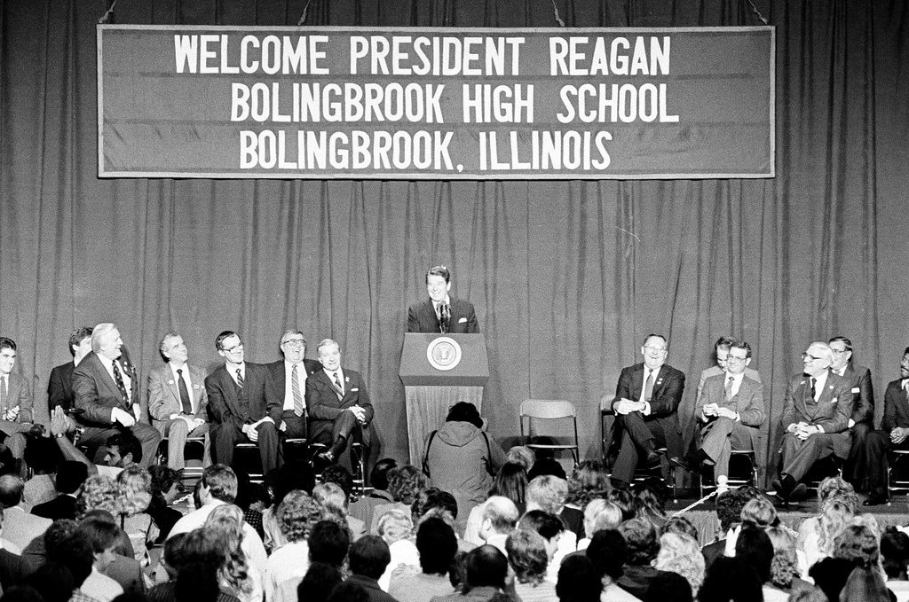 President Ronald Reagan speaks at Bolingbrook High School - Jarvinen for Chicago Sun-Times