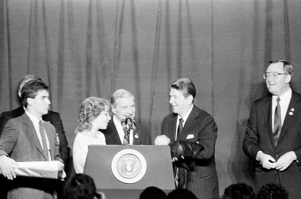 President Ronald Reagan speaks at Bolingbrook High School - Jarvinen for Chicago Sun-Times