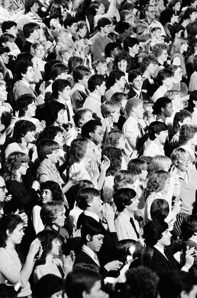 President Ronald Reagan speaks at Bolingbrook High School - Jarvinen for Chicago Sun-Times
