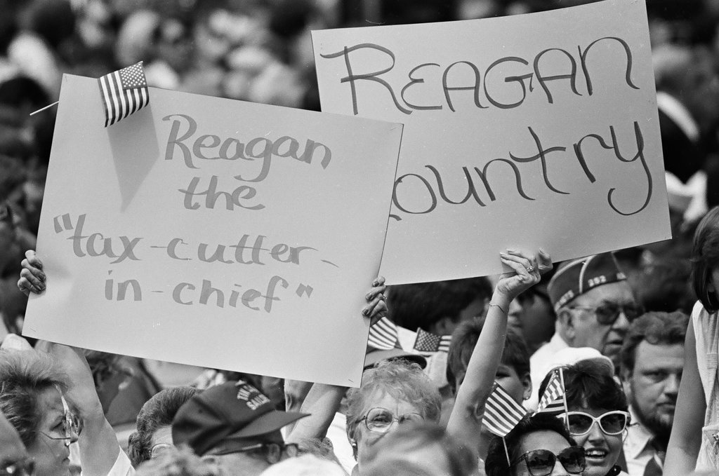 Ronald Reagan speaks at Bloom Township High School - Jarvinen for Chicago Sun-Times
