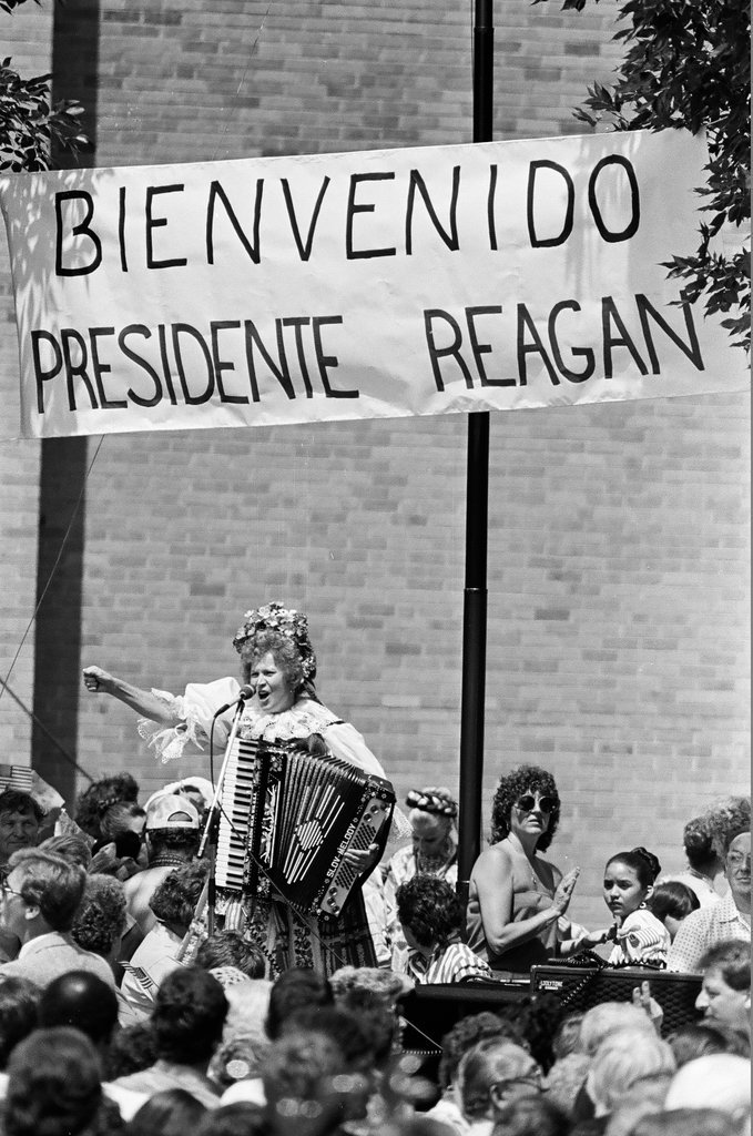Ronald Reagan speaks at Bloom Township High School - Jarvinen for Chicago Sun-Times