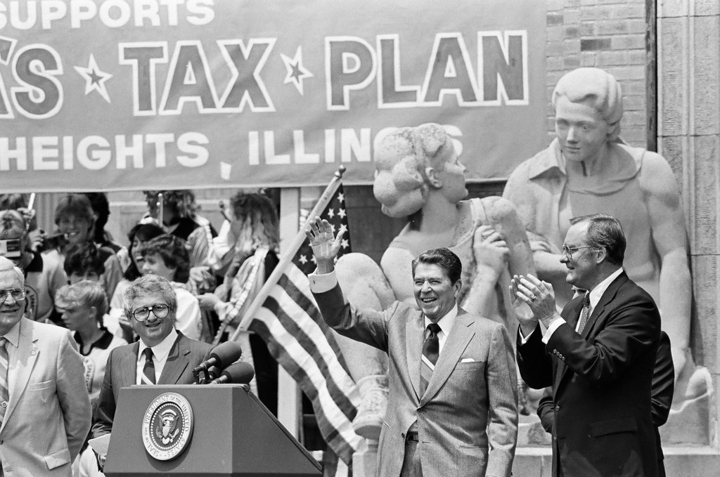 Ronald Reagan speaks at Bloom Township High School - Jarvinen for Chicago Sun-Times