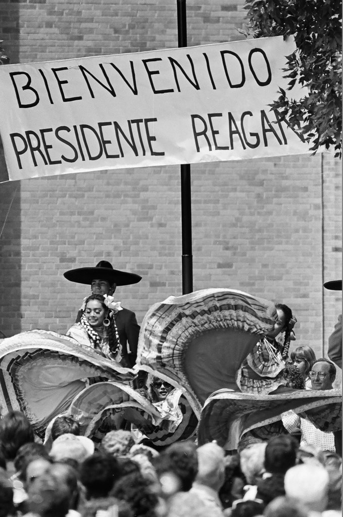 Ronald Reagan speaks at Bloom Township High School - Jarvinen for Chicago Sun-Times
