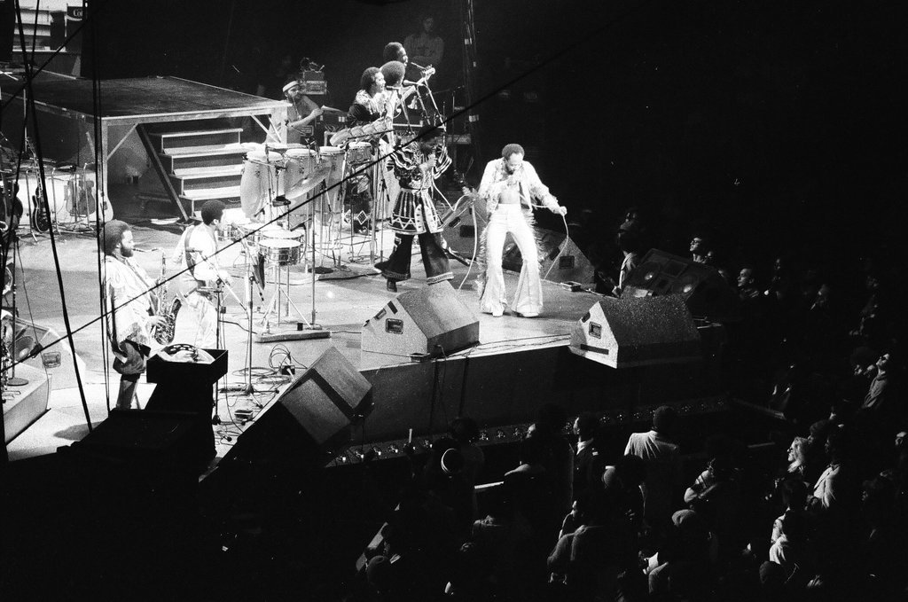 Earth Wind and Fire performs at Chicago Stadium - Perry C. Riddle for Chicago Sun-Times