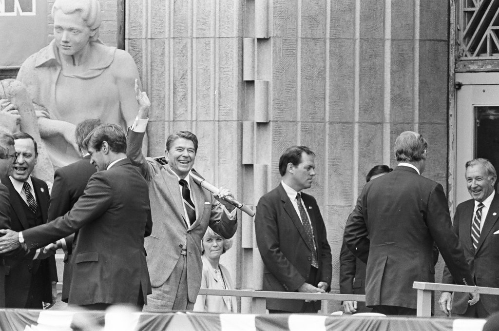 Ronald Reagan speaks at Bloom Township High School - Jarvinen for Chicago Sun-Times