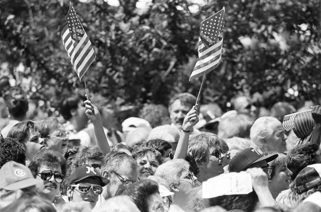 Ronald Reagan speaks at Bloom Township High School - Jarvinen for Chicago Sun-Times