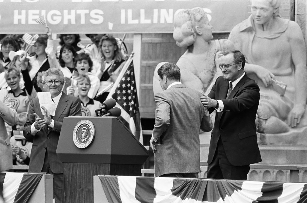 Ronald Reagan speaks at Bloom Township High School - Jarvinen for Chicago Sun-Times