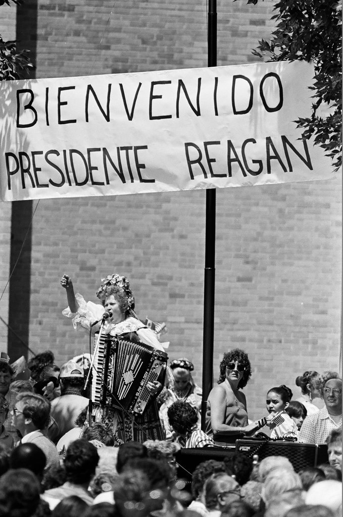 Ronald Reagan speaks at Bloom Township High School - Jarvinen for Chicago Sun-Times