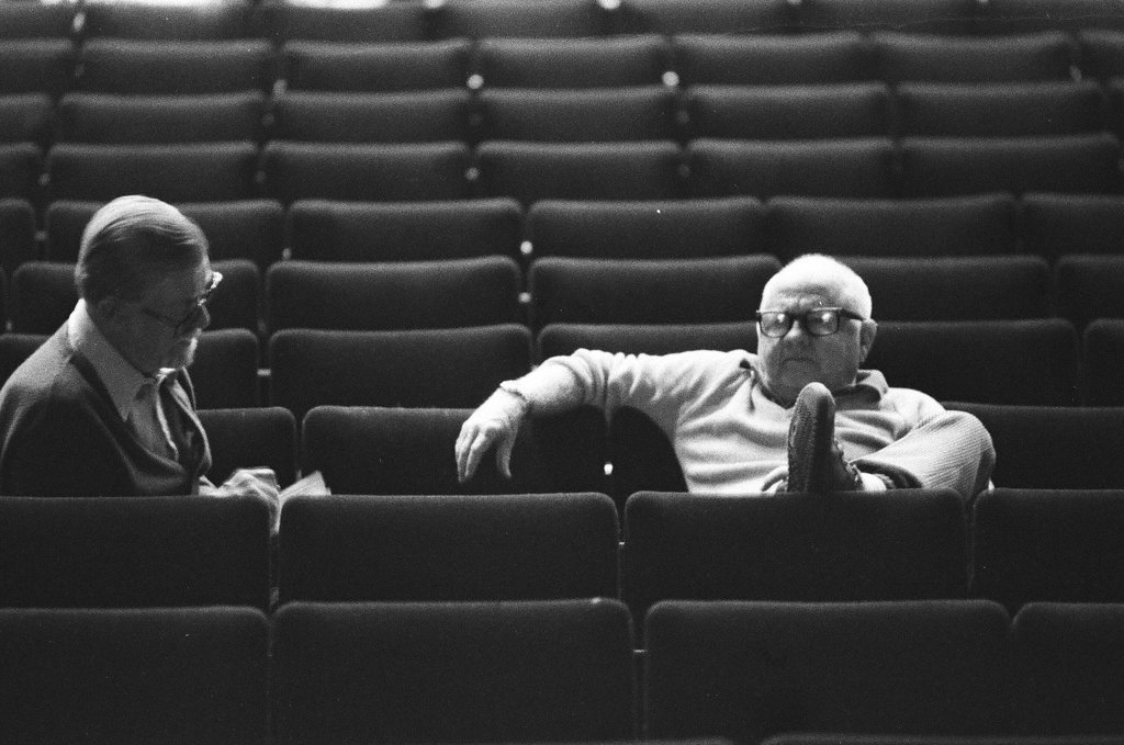 Mickey Rooney attends Sugar Babies rehearsal - Reeve for Chicago Sun-Times