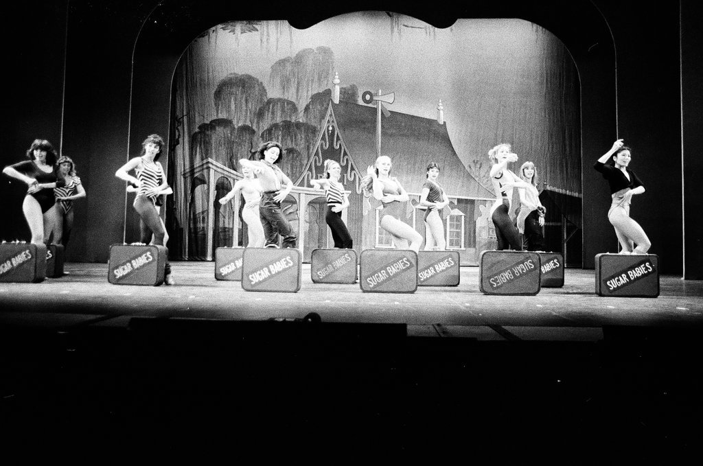 Mickey Rooney attends Sugar Babies rehearsal - Reeve for Chicago Sun-Times
