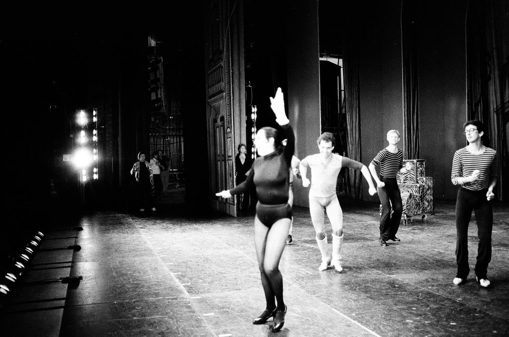 Mickey Rooney attends Sugar Babies rehearsal - Reeve for Chicago Sun-Times
