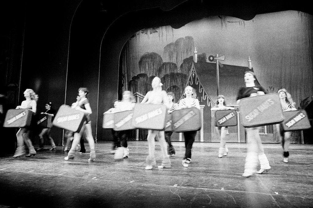 Mickey Rooney attends Sugar Babies rehearsal - Reeve for Chicago Sun-Times