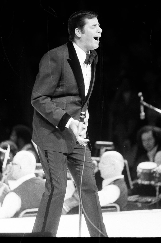 Jerry Lewis  performs at Mill Run - Chuck (Charles) Kirman for Chicago Sun-Times
