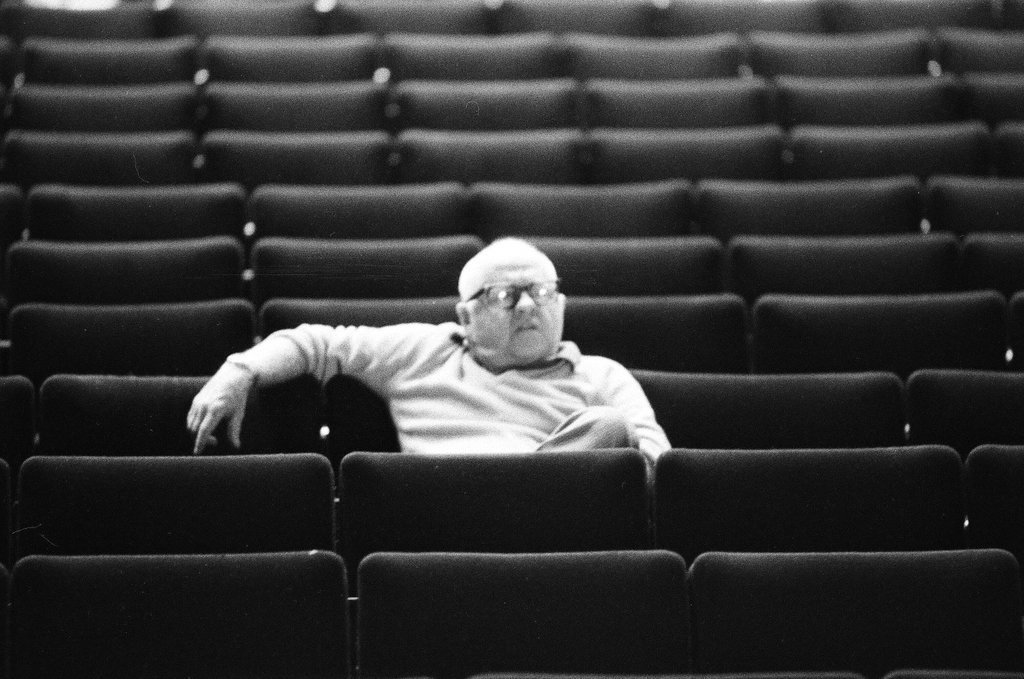 Mickey Rooney attends Sugar Babies rehearsal - Reeve for Chicago Sun-Times