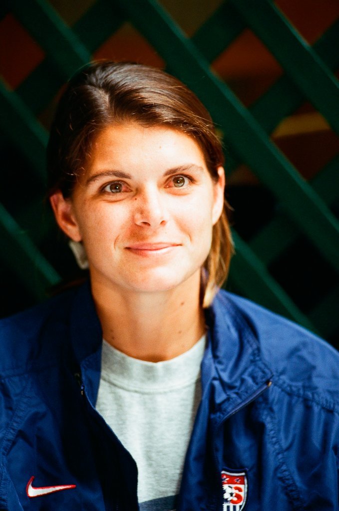 Mia Hamm and teammates at media gathering - Rich Hein for Chicago Sun-Times