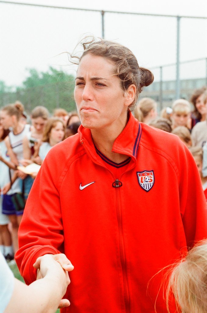 Mia Hamm practices with USA women's soccer team - Chicago Sun-Times