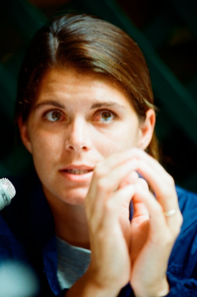 Mia Hamm and teammates at media gathering - Rich Hein for Chicago Sun-Times