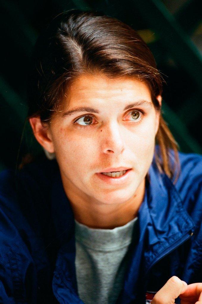 Mia Hamm and teammates at media gathering - Rich Hein for Chicago Sun-Times