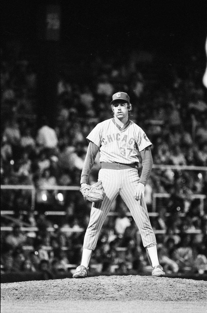 Chicago Cubs vs. Chicago White Sox at Comiskey Park - Chicago Sun-Times