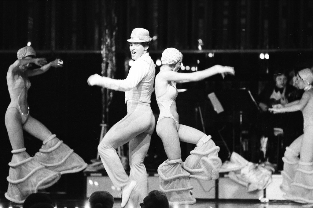 Song and dance routine at the Sabre Room - Chicago Sun-Times