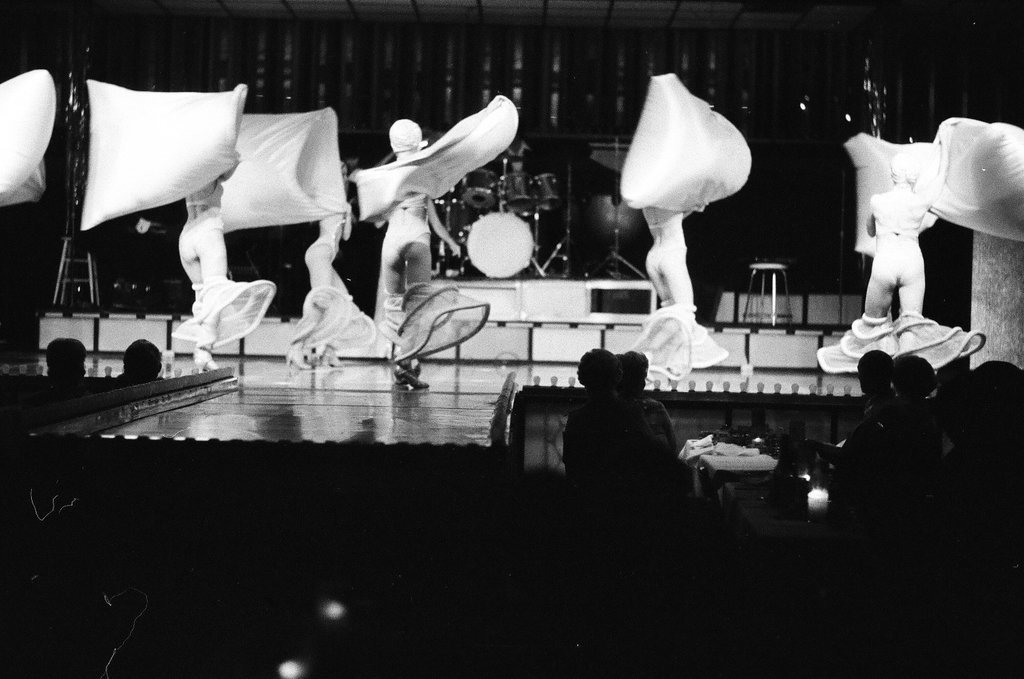 Song and dance routine at the Sabre Room - Chicago Sun-Times