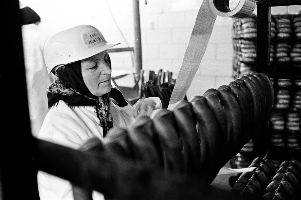 Sausage production - Chicago Sun-Times