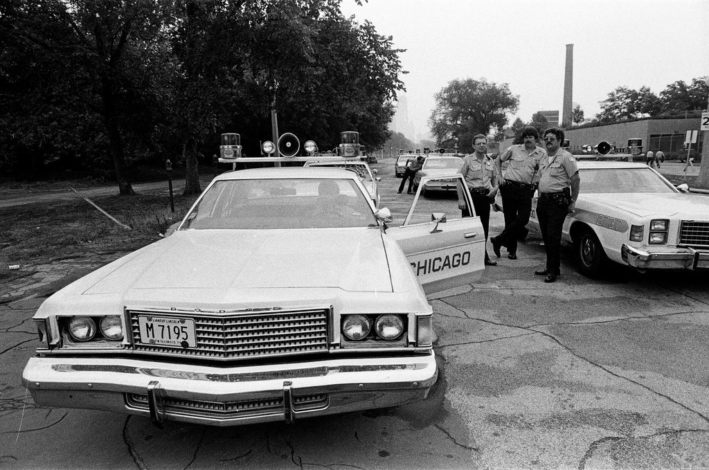 Stunt for Blues Brothers film and filming at Daley Plaza - Jack Lenahan,Chuck (Charles) Kirman for Chicago Sun-Times