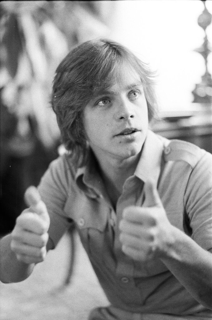 Cast of Star Wars in hotel room - James DePree for Chicago Sun-Times