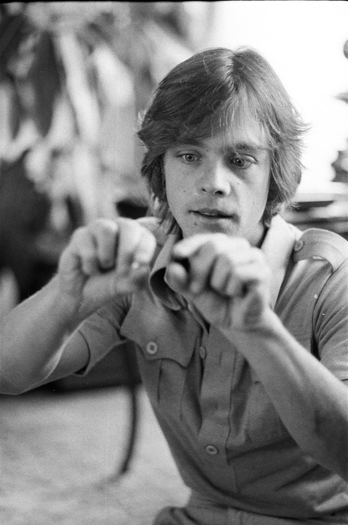 Cast of Star Wars in hotel room - James DePree for Chicago Sun-Times
