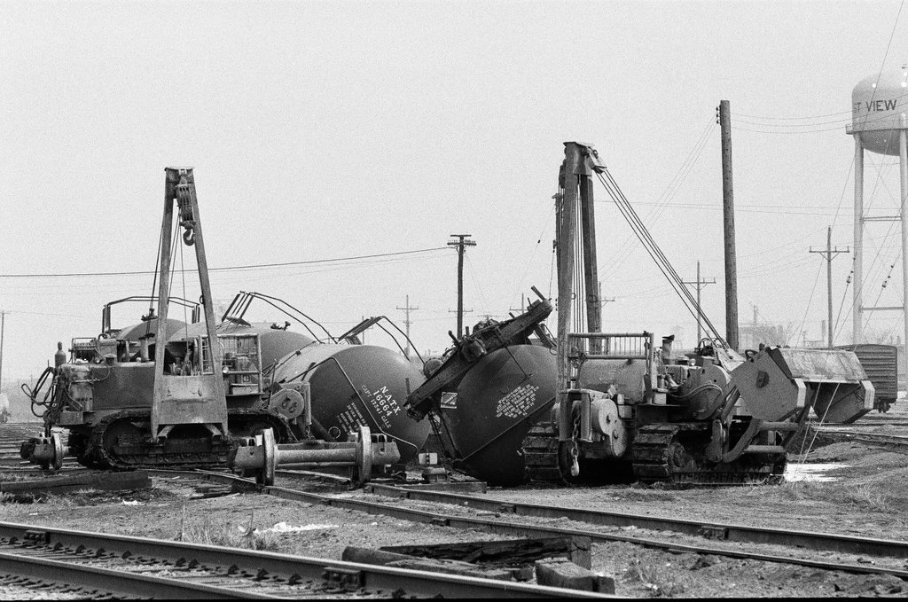 Railroad tank cars overturn - Chicago Sun-Times