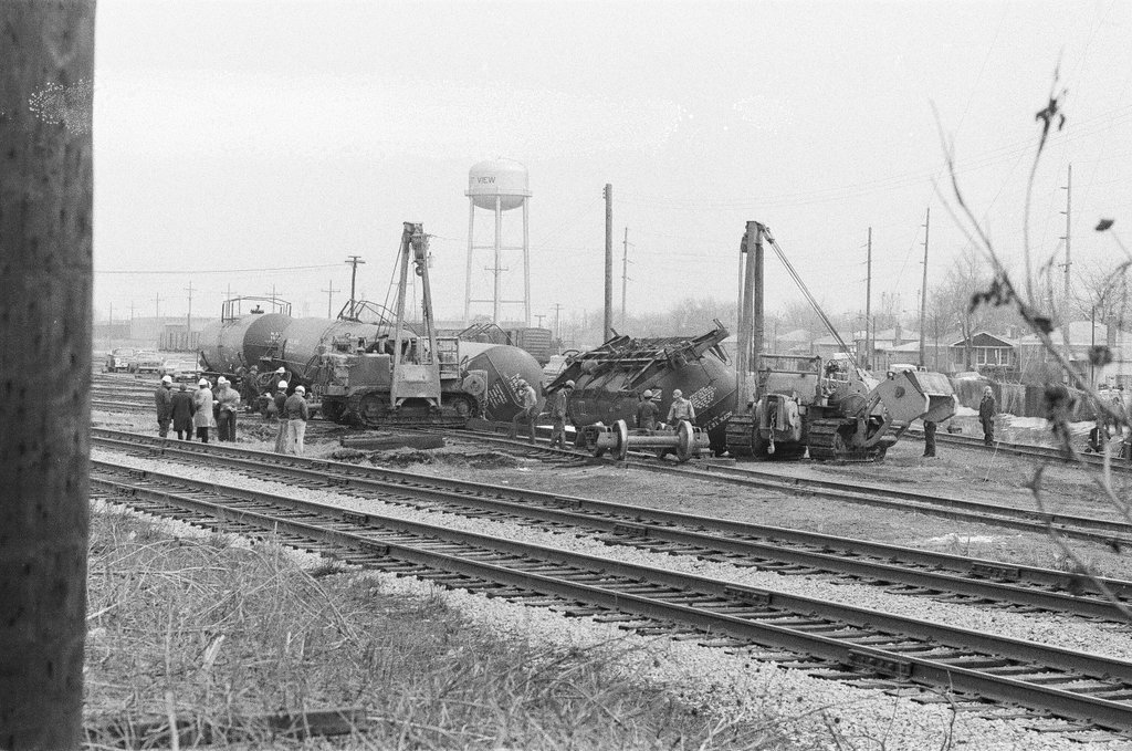 Railroad tank cars overturn - Chicago Sun-Times