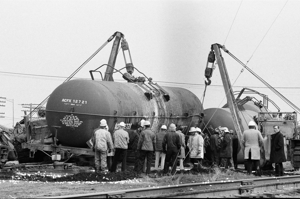 Railroad tank cars overturn - Chicago Sun-Times