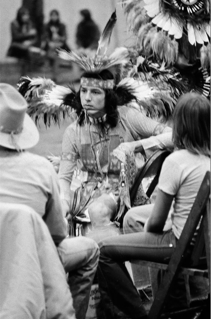 Native Americans performs at the annual pow wow - Chicago Sun-Times