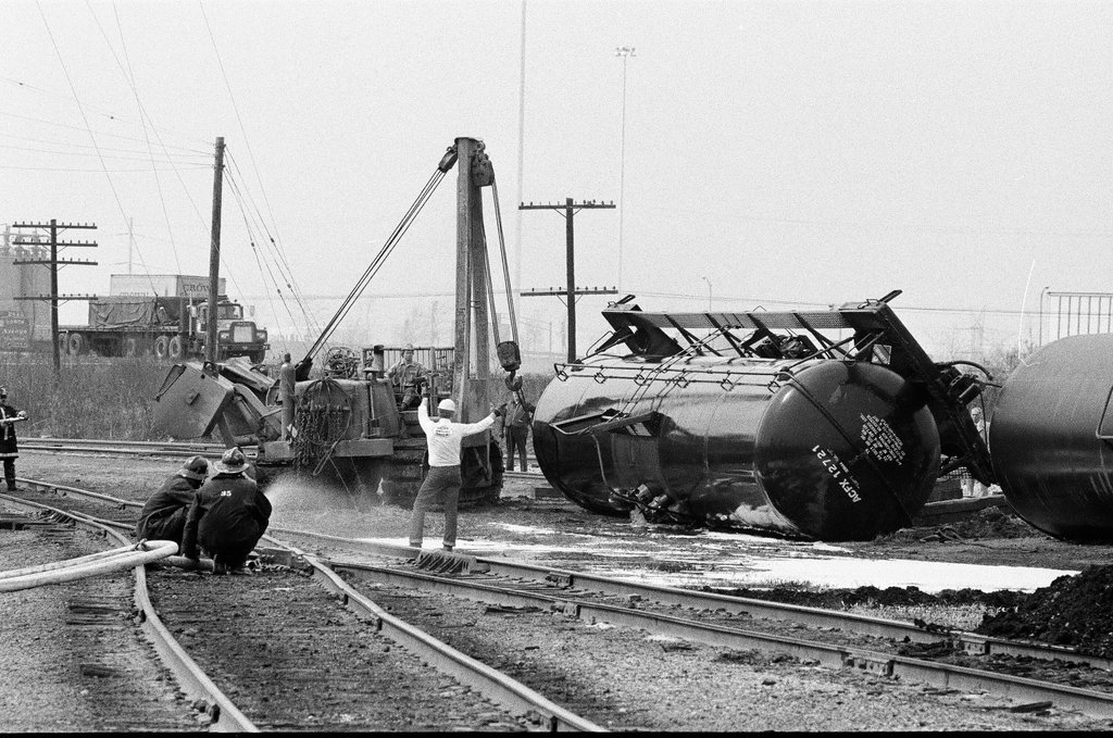 Railroad tank cars overturn - Chicago Sun-Times