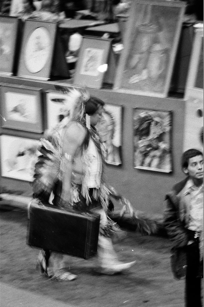 Native Americans performs at the annual pow wow - Chicago Sun-Times
