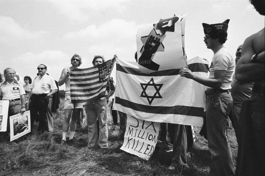 Nazi rally in Marquette Park - Chicago Sun-Times