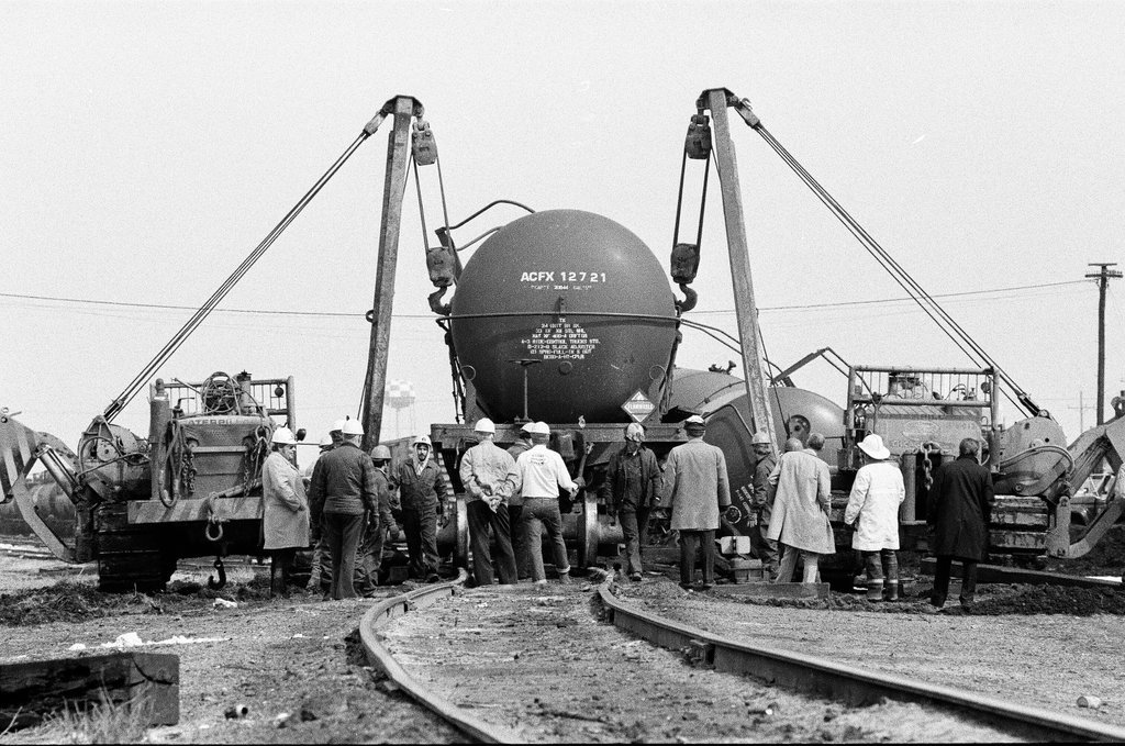 Railroad tank cars overturn - Chicago Sun-Times