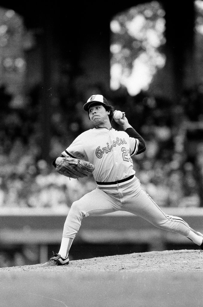 Playoff action between Orioles and White Sox - Chicago Sun-Times