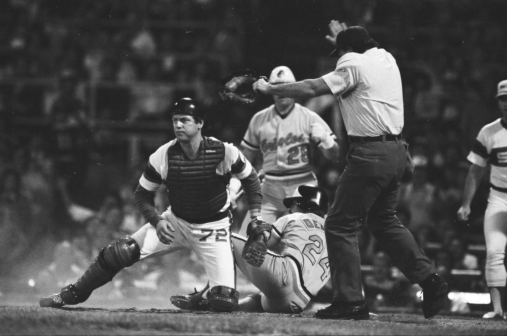 Playoff action between Orioles and White Sox - Chicago Sun-Times